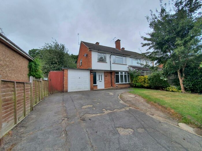 3 Bedroom Semi-Detached House To Rent In Pleasant Hill, Tadley, RG26