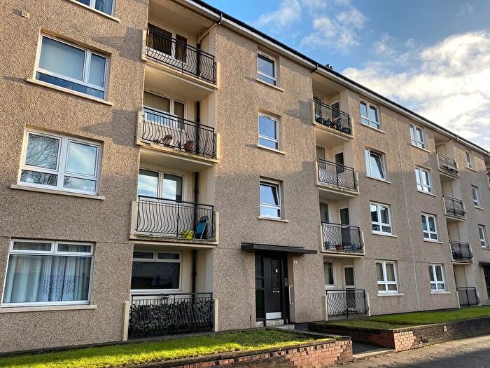 2 Bedroom Apartment To Rent In Armadale Path, Dennistoun, G31