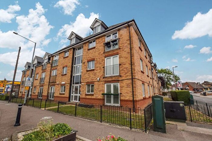 2 Bedroom Flat To Rent In Southend Road, Partridge Court Southend Road, SS17