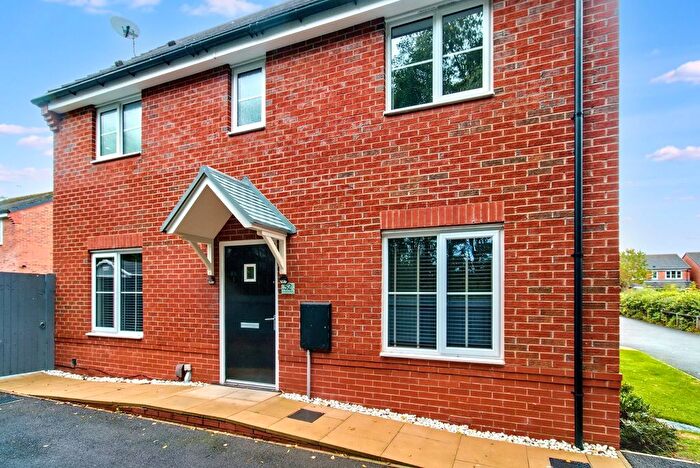 3 Bedroom Semi-Detached House To Rent In Cardinal Way, Newton-Le-Willows, WA12