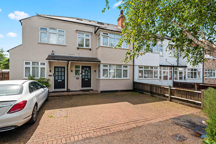 4 Bedroom Terraced House For Sale In Cromwell Avenue, New Malden, KT3