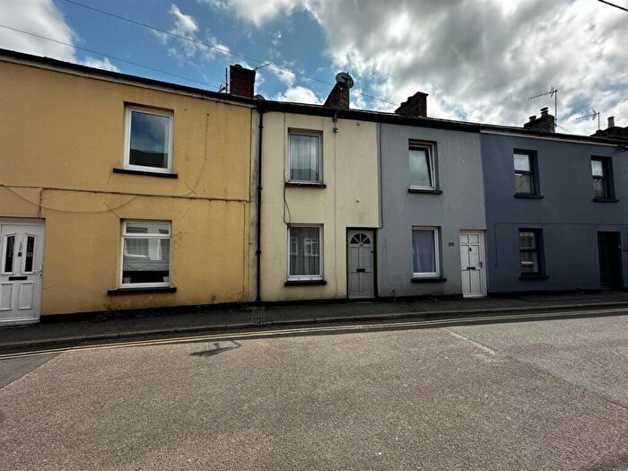 2 Bedroom Terraced House To Rent In Chapel Street, Tiverton, EX16