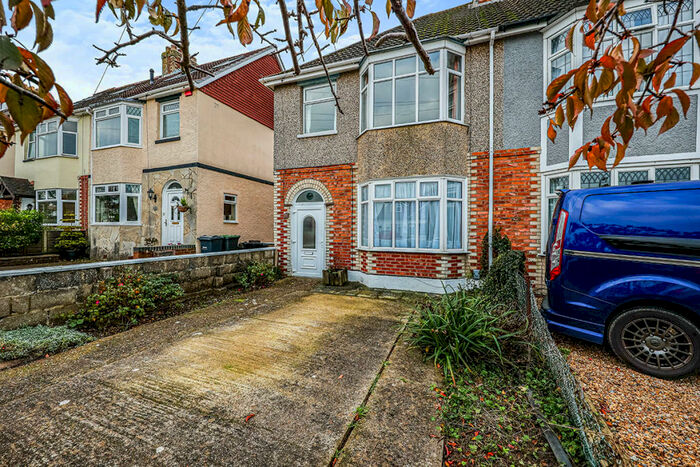 3 Bedroom Semi-Detached House To Rent In Lily Avenue, Waterlooville, Hampshire, PO7