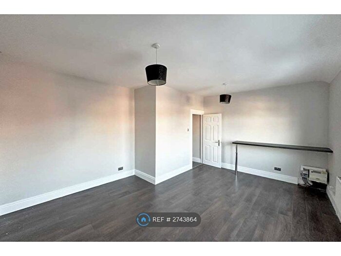 1 Bedroom Flat To Rent In Park Road South, Newton-Le-Willows, WA12