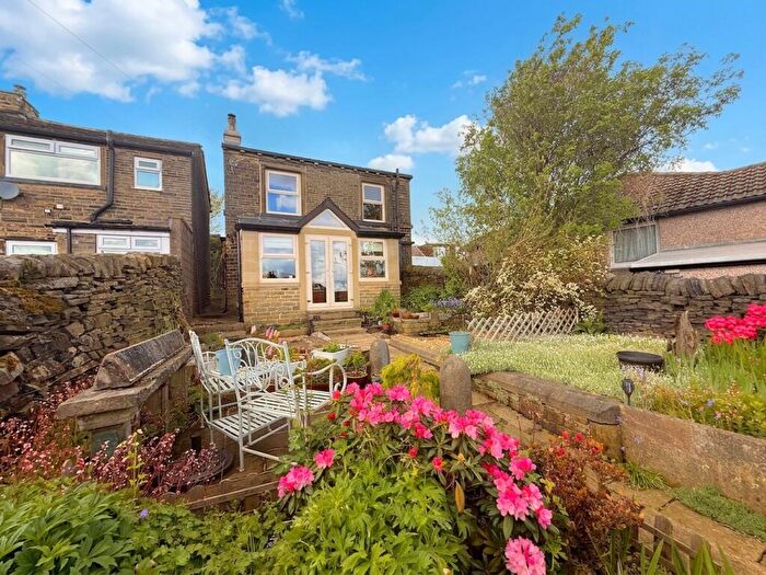 3 Bedroom Detached House For Sale In Mount Tabor Road, Mount Tabor, HX2