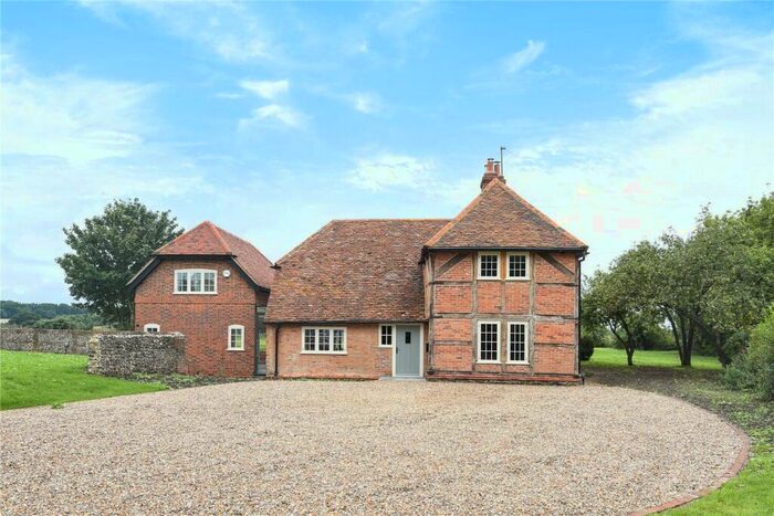 4 Bedroom Detached House To Rent In Crowsley, Henley-on-Thames, Oxfordshire, RG9