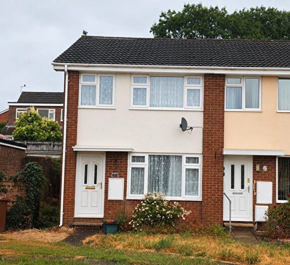 3 Bedroom End Of Terrace House For Sale In Salway Close, Cullompton, Devon, EX15
