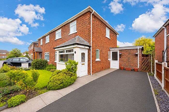 3 Bedroom Semi-Detached House For Sale In Lea Crescent, Ormskirk, L39