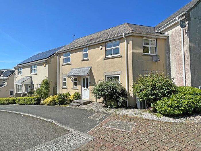 3 Bedroom Terraced House For Sale In Ramsey Gardens, Manadon Park, Plymouth, PL5