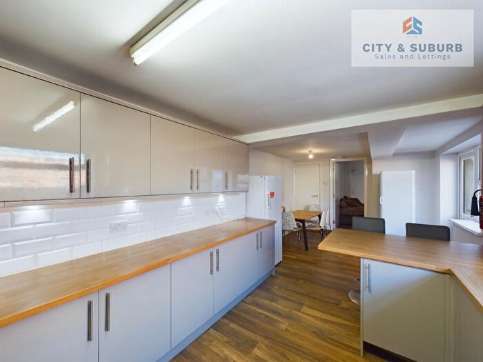 6 Bedroom House To Rent In Cardigan Terrace, Newcastle Upon Tyne, Tyne And Wear, NE6