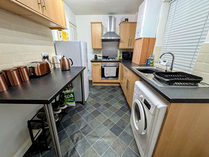 2 Bedroom Terraced House For Sale In Brunswick Street, Cullingworth, Bradford, BD13