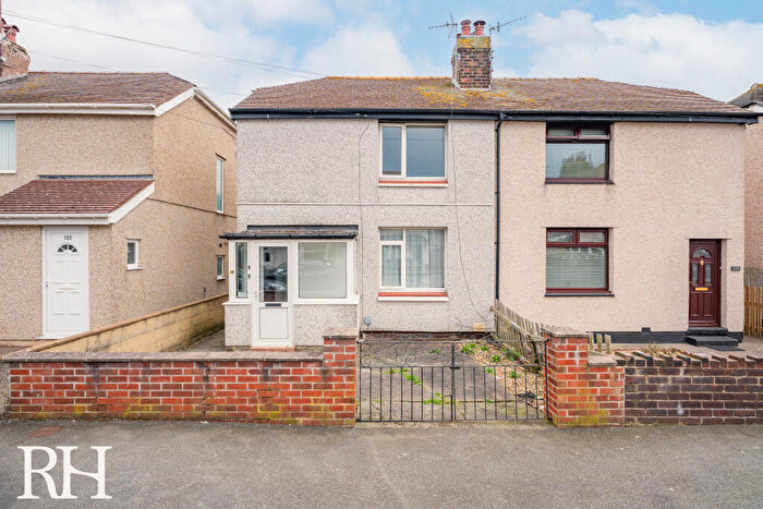 3 Bedroom Semi-Detached House To Rent In Penrhos Avenue, Llandudno Junction, Conwy, LL31