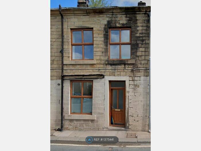 1 Bedroom Terraced House To Rent In Newchurch Road, Bacup, OL13