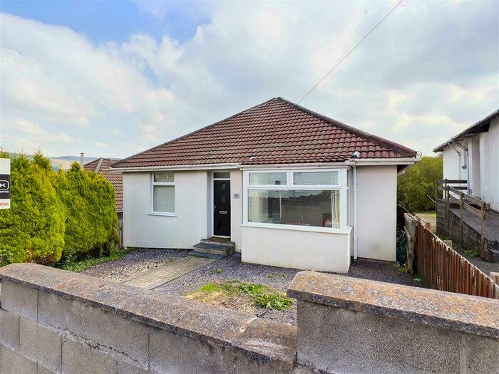 3 Bedroom Bungalow To Rent In The Grove, Aberdare, CF44