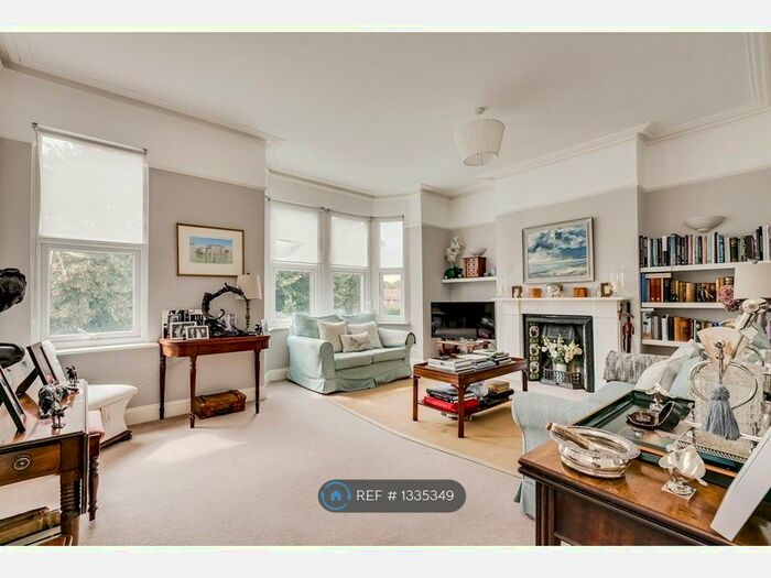 2 Bedroom Flat To Rent In Gorringe Park Avenue, London, CR4