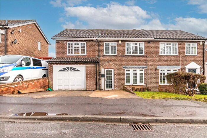 5 Bedroom Semi-Detached House For Sale In Sandmoor Gardens, Halifax, West Yorkshire, HX3