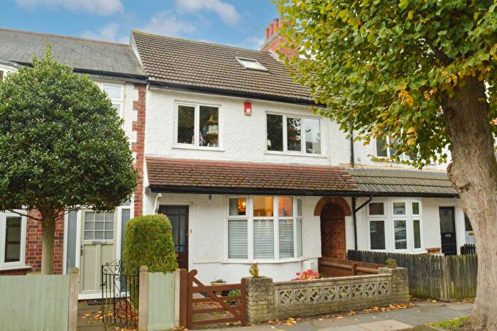 3 Bedroom Terraced House For Sale In Sidney Road, South Knighton, Leicester, LE2