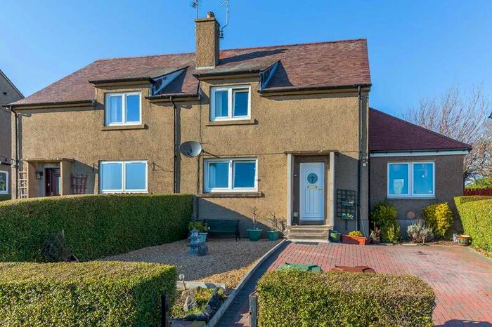 4 Bedroom Semi-Detached House For Sale In Gylers Road, Dirleton, North Berwick, EH39