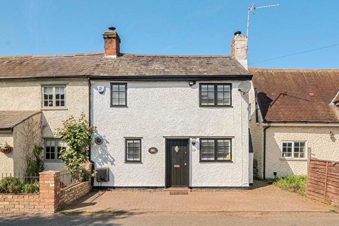 1 Bedroom Cottage For Sale In Bury Road, Shillington, Hitchin, SG5