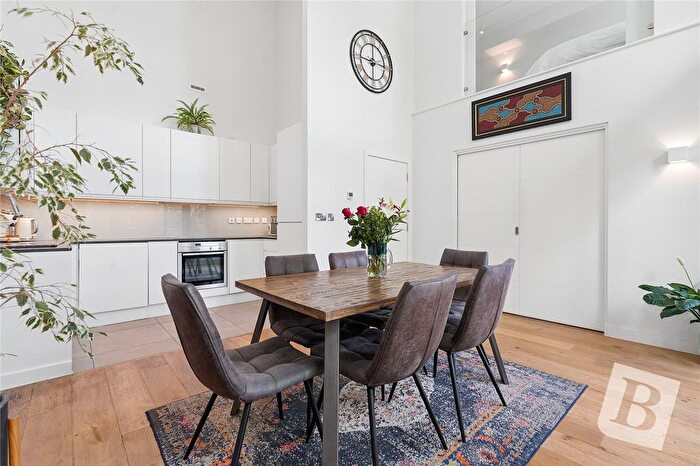 2 Bedroom Flat For Sale In A Market Place, Romford, RM1