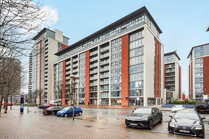1 Bedroom Apartment For Sale In Adriatic Apartments, Western Gateway, London, E16