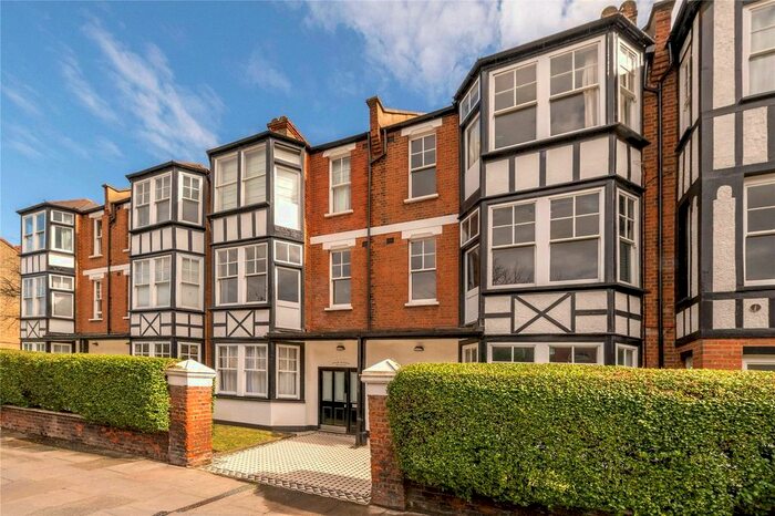 2 Bedroom Flat To Rent In Cowley Mansions, Mortlake High Street, London, SW14