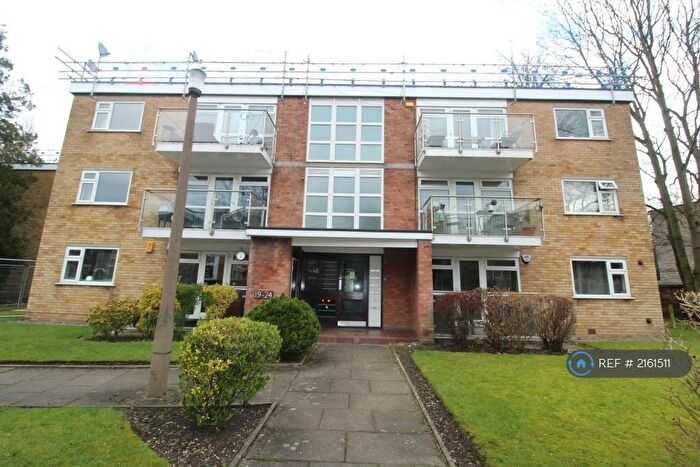 2 Bedroom Flat To Rent In Lapwing Court, Manchester, M20