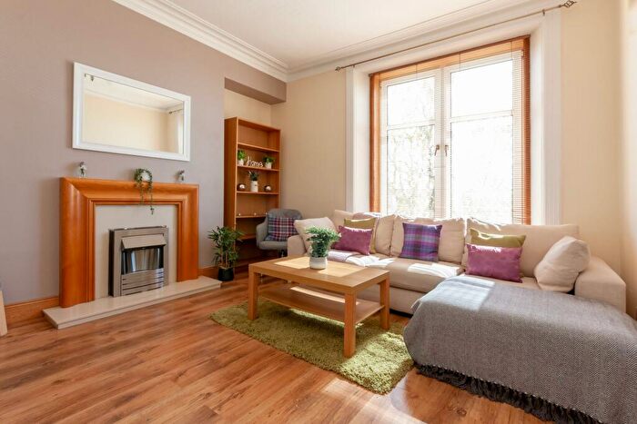 2 Bedroom Flat For Sale In North Deeside Road, Peterculter, Aberdeen, AB14