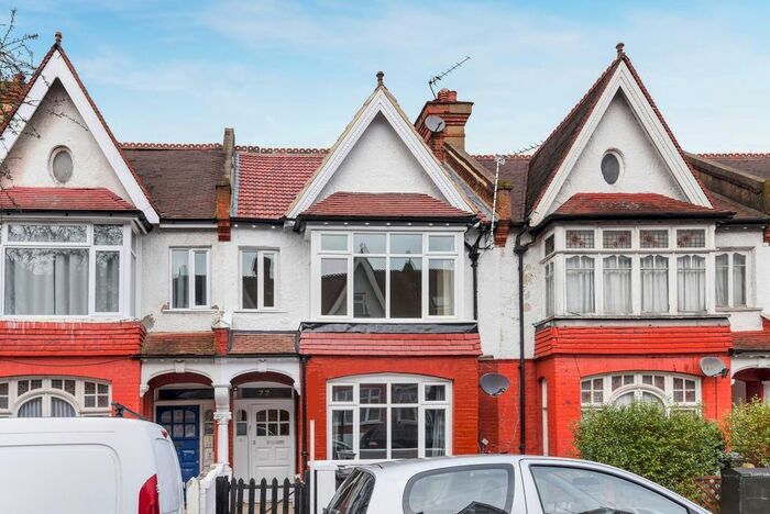 2 Bedroom Flat To Rent In Broxholm Road, London, SE27