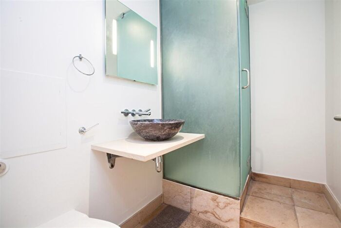 3 Bedroom Flat To Rent In Linstead Street, London, NW6