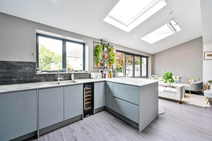 4 Bedroom End Of Terrace House To Rent In Byron Avenue, Raynes Park, New Malden, KT3