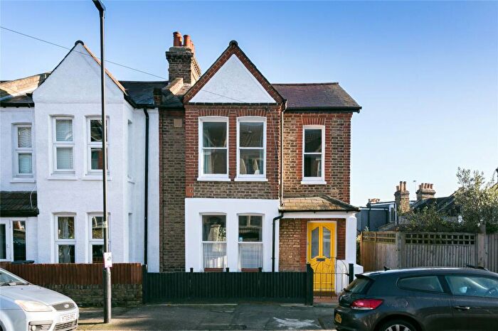 4 Bedroom End Of Terrace House To Rent In Pyrmont Grove, West Norwood, Lambeth, London, SE27