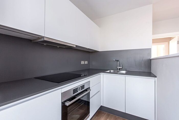 1 Bedroom Flat To Rent In Archway Road, London, N6