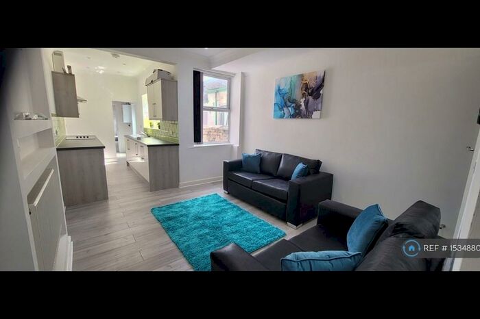 4 Bedroom Terraced House To Rent In Watford Street, Stoke-On-Trent, ST4