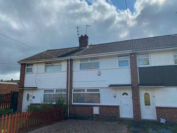 3 Bedroom Terraced House To Rent In Haymarket Close, HU8