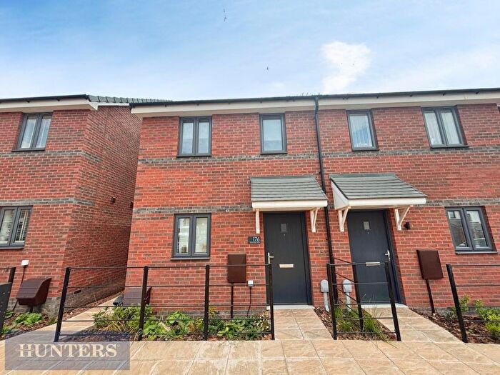 2 Bedroom Semi-Detached House To Rent In Hutchings Drive, Tithebarn, Exeter, EX1