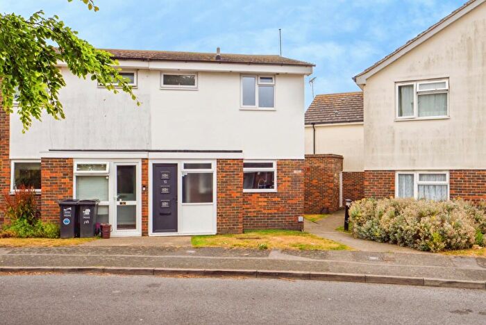 3 Bedroom Terraced House For Sale In Vine Close, Ramsgate, Kent, CT11