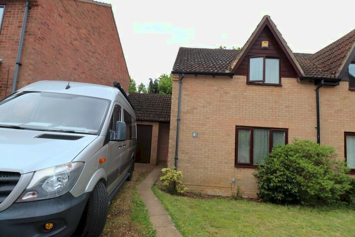 2 Bedroom Semi-Detached House To Rent In Sentinel Road, West Hunsbury, Northampton, NN4