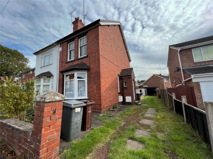 1 Bedroom Flat To Rent In Westbourne Road, Wolverhampton, West Midlands, WV4