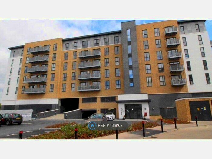 2 Bedroom Flat To Rent In Hackney House, Belvedere DA17