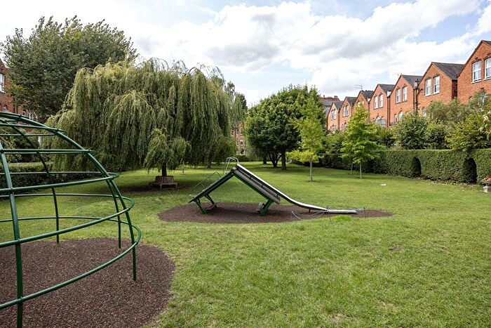 2 Bedroom Flat For Sale In Greencroft Gardens, South Hampstead, London, NW6
