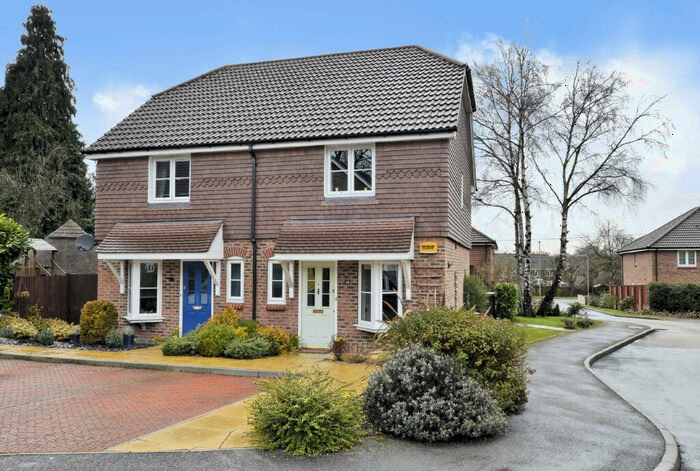 2 Bedroom Semi-Detached House To Rent In Lanes End, Chineham, Basingstoke, Hampshire, RG24