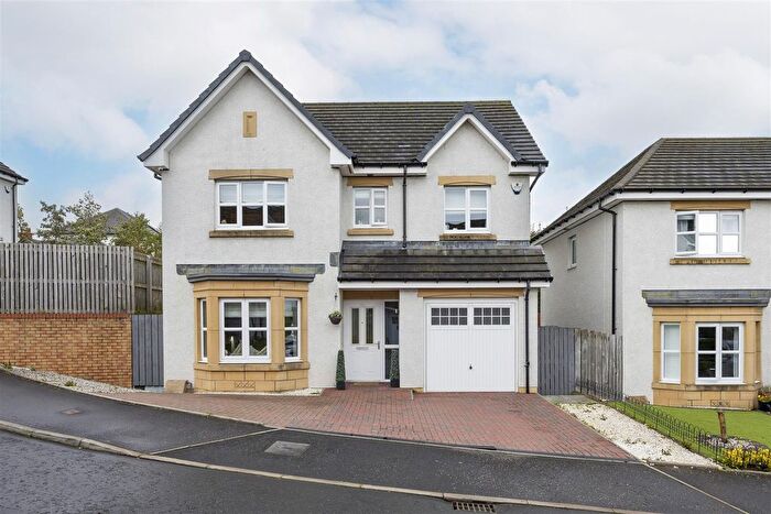 4 Bedroom Detached House For Sale In Corn Mill Road, Kirkintilloch, Glasgow, G66