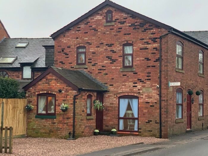 3 Bedroom Semi-Detached House To Rent In St. Johns Road, Lostock, Bolton, BL6