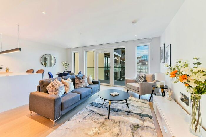 2 Bedroom Flat To Rent In Belvedere Row, White City Living, W12