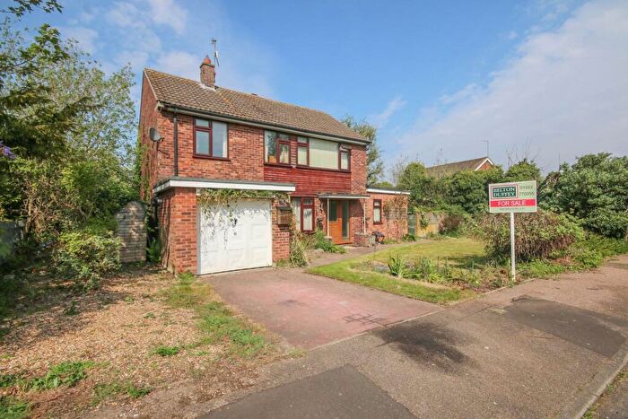 3 Bedroom Detached House For Sale In Beech Avenue, South Wootton, PE30