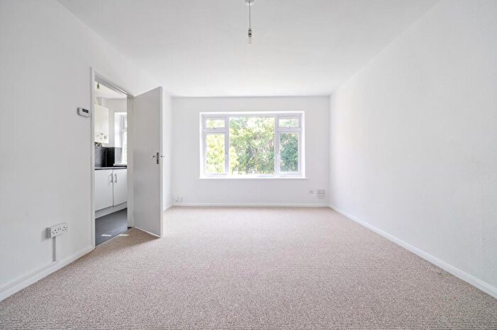 1 Bedroom Flat To Rent In Chislehurst Road Sidcup, DA14