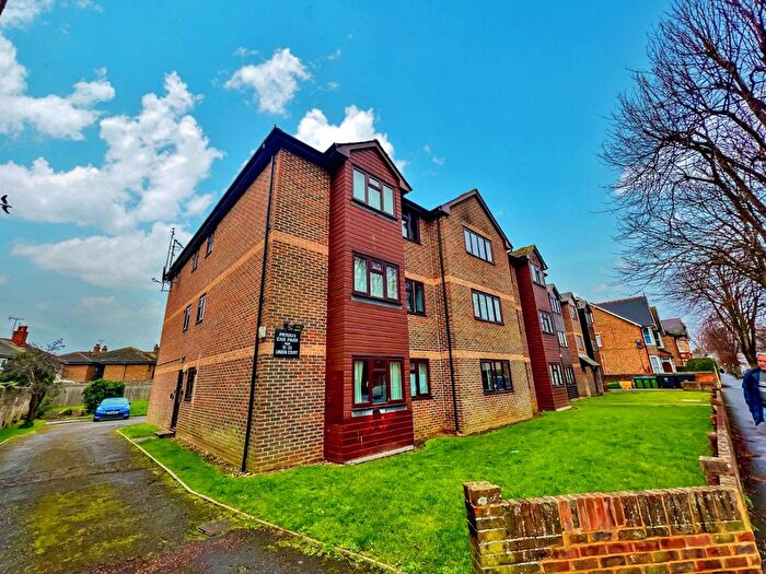 1 Bedroom Flat For Sale In Linden Court, - Linden Road, Bognor Regis, PO21
