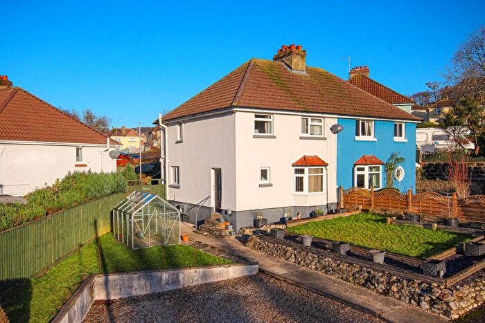 3 Bedroom Semi Detached House For Sale In North Avenue, Lyme Regis, Dorset, DT7