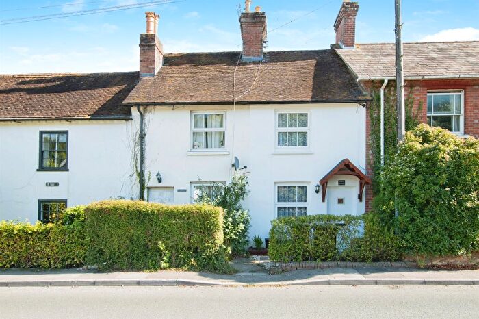3 Bedroom Cottage For Sale In High Street, Spetisbury, Blandford Forum, DT11